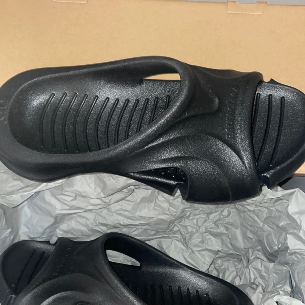 Brand new Authentic